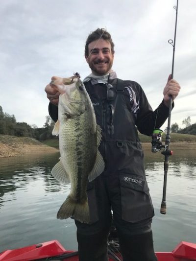 Great fish, great fight! Light line finesse fishing and catching big bass.