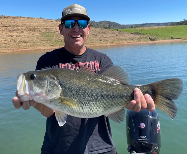 New Melones Bass Fishing Experience