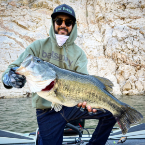 Trophy bass fishing with top guide service